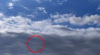 ASTRONOMI - UFO Sanildi, Meteoroloji Balonu Çikti