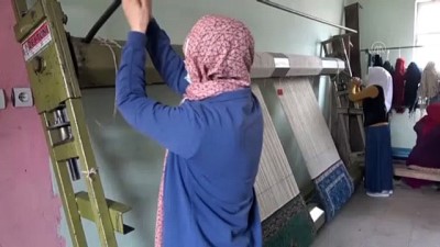 Van'da Mobil Asi Ekipleri Fabrikalari Dolasarak Çalisanlari Asiliyor