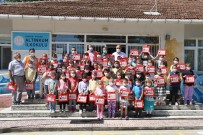 KARNE HEDİYESİ - Atakum'da Ögrencilere Karne Hediyesi