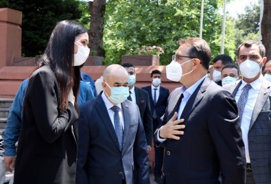 Bakan Dönmez Samsun Temaslarina Basladi
