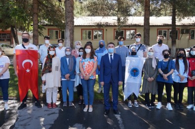 Batman Üniversitesi Rektörü Demir Ögrencileri 'Bürokrasiyi Tanima Ve Tarih Bilinci Olusturma' Gezisine Gönderdi