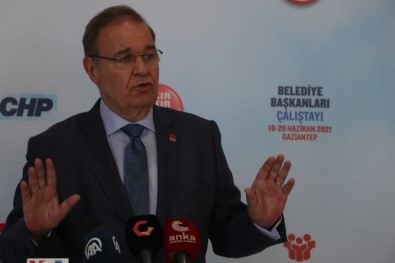 CHP Sözcüsü Öztrak Çalistay Için Geldigi Gaziantep'te Açiklamalarda Bulundu