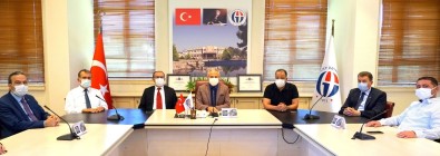 GAÜN Ile GAHIB Isbirligiyle Açilan Hali Tasarim Bölümü Tanitim Toplantisi Gerçeklestirildi