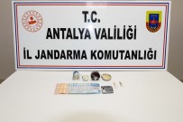 METAMFETAMİN - Krem Kutusuna Saklanan Uyusturucu Madde Jandarmaya Yakalandi
