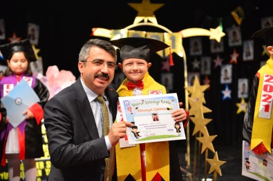 Yildirimli Miniklerin Mezuniyet Heyecani