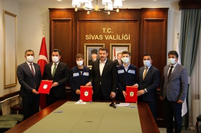 Araçlarin Bakimini Ögrenciler Yapacak