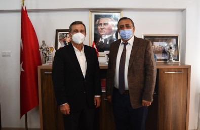 Baskan Ataç Mihaliççiklilari Ziyaret Etti