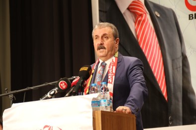 BBP Genel Baskani Destici Izmir HDP Il Binasi'na Yapilan Saldiriyi Kinadi
