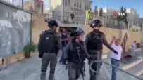 Israil Polisinden Kudüs'te Filistinlilere Müdahale Açiklamasi 2 Gözalti