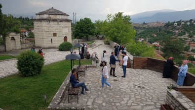 Tarihi Ilçede Hareketlilik Sonrasi Esnaf Pazar Günlerinin Açilmasini Bekliyor