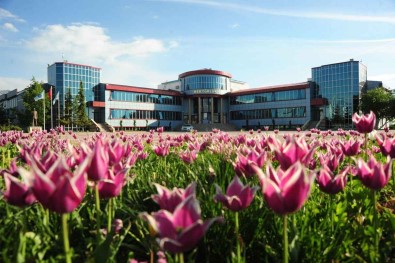 Van YYÜ 12. Siraya Yükseldi