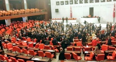 TBMM'de 'Cumhurbaşkanı’na hakaret suçu' tartışması