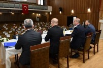 BERABERLIK - Baskan Kiliç Muhtarlarla Bulustu