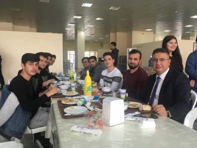 BAÜN'de Rektör-Ögrenci Bulusmalari Devam Edecek