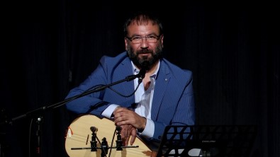 Dayanisma Konserleri Tolga Sag Ile Devam Etti