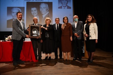 Usta Yazar Ibrahim Ipek Okuyuculariyla Bulustu
