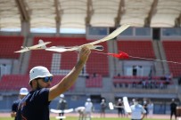 NITELIK - ASÜ'de Model Uçak Kursu Uçus Uygulamasiyla Tamamlandi