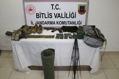 Bitlis'te 2 Terörist Silahlariyla Beraber Etkisiz Hale Getirildi