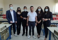 ALİHAN - Erzincan'da Üniversite Ögrencileri Covid-19 Hastalari Için Akilli Bileklik Üretti