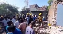 SİVİL SAVUNMA - Hindistan'da Havai Fisek Fabrikasinda Patlama Açiklamasi 3 Ölü, 2 Yarali