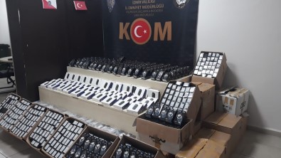 Izmir'de Gümrük Kaçagi Cep Telefonu Operasyonu