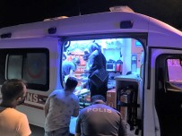 TAHKİKAT - Kisitlama Saatinde Yola Atlayan Çocuga Motosiklet Çarpti