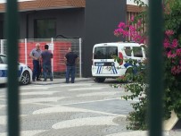 POLİS EKİPLERİ - Rezidansta Feci Ölüm