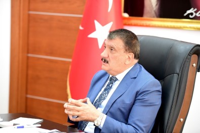 Selahattin Gürkan 'Paydas' Toplantisina Online Olarak Katildi