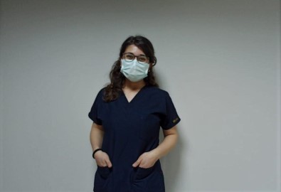 Bakan Koca, Kütahyali Saglik Çalisanlarini Tebrik Etti