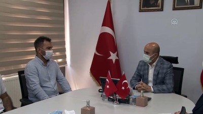 Mardin'de Seyir Halindeki Araçlarin Arasinda Kalan 5 Yasindaki Çocugun Görüntüsü Kameraya Yansidi