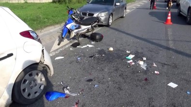 (Özel) Park Halindeki Otomobile Çarpan Kurye Yaralandi