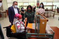 LOKMAN ÇAGİRİCİ - AK Parti Il Baskan Yardimcisi Madak, Bagcilar Engelliler Sarayi'ni Gezdi