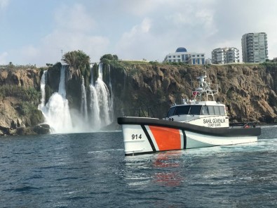 Finike'de Yeni Sahil Güvenlik Botu Hizmete Girdi