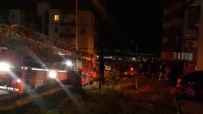 Izmir'de Ev Yangini Açiklamasi 1 Kisi Dumandan Etkilendi