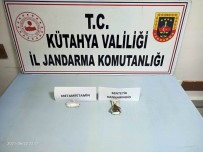 BONZAI - Kütahya'da Otobüs Yolcusu Uyusturucu Ile Yakalandi