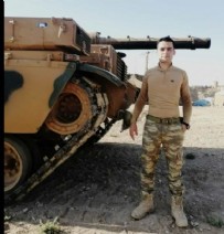  PENÇE YILDIRIM - Kuzey Irak'ta uzman çavuş, atılan bombayı bacaklarıyla patlattı