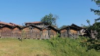 MALZEME DEPOSU - Sindirgi'da Kültürel Miras Açiklamasi 350 Yillik Tahil Ambarlari