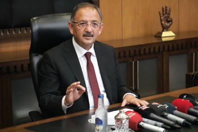 AK Partili Özhaseki Açiklamasi 'Bunlarin Ihtiyaci Heykelmis'