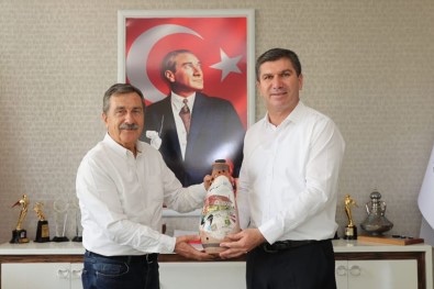 Baskan Ataç'tan Burdur Belediyesi'ne Ziyaret