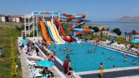 SAHİL YOLU - Bitlis'in Ilk Aquaparki Tatvan'da Açildi