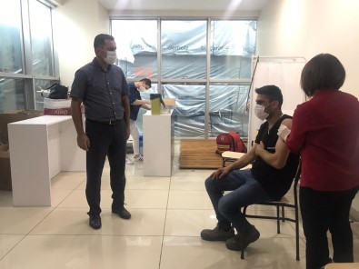 Ilçede Kurulan Asi Çadirina Yogun Ilgi