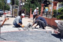 BELEDİYE MECLİSİ - Isparta, Belediyenin Ürettigi Begonit Taslarla Donaniyor