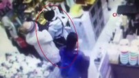 CÜZDAN - Magazalara Dadanan Yankesici Kadin Önce Kameraya, Sonra Polise Yakalandi