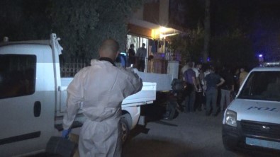 Öldürdügü Annesini Çuvala Koyup Balkonda Saklamis