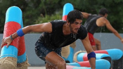 Survivor Poyraz Kimdir? Survivor 2021 Finalisti Yiğit Poyraz Kaç Yaşında?