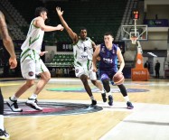 MEKSIKA - Tofas Basketbol Takimi, Pako Cruz'u Kadrosuna Katti