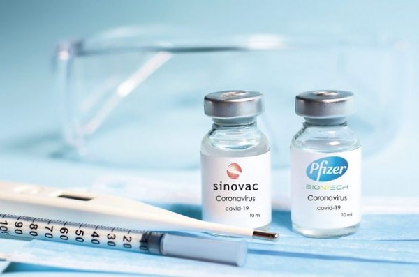 Hangi Aşı Daha Etkili? Biontech mi Sinovac mı? Hangi Aşı Daha Etkili? 3. Doz Aşı Gerekli mi? 3. Doz Aşı kimlere yapılacak? Biontech'ten Sonra Sinovac Yapılır mı? Sinovac'tan Sonra Biontech Yapılır mı?