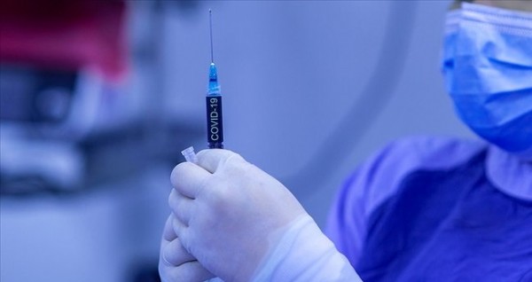 Biontech ve Sinovac Arasındaki Fark Nedir? Biontech mi Sinovac mı? Hangi Aşı Daha Etkili? 3. Doz Aşı Gerekli mi? 3. Doz Aşı kimlere yapılacak? Biontech'ten Sonra Sinovac Yapılır mı? Sinovac'tan Sonra Biontech Yapılır mı?