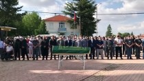 FATIH SULTAN MEHMET - Çizer Ve Ressam Safak Tavkul'un Cenazesi Memleketi Konya'da Topraga Verildi
