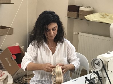 Çocuguna Aldigi Sepet Kirilinca Is Kadini Oldu